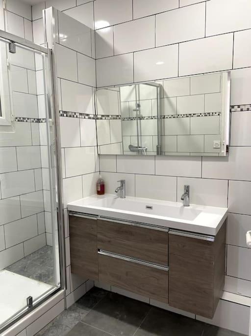 Le Triomphe Logement Central, 8 Pax 3 Chambres Marseille Bagian luar foto